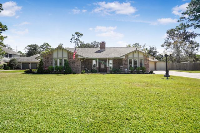 1006 Castle Hill Trail, Houston, TX 77339