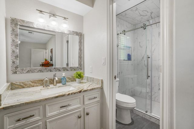 1006 Castle Hill Trail, Houston, TX 77339