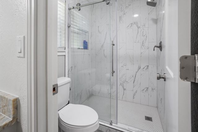 1006 Castle Hill Trail, Houston, TX 77339