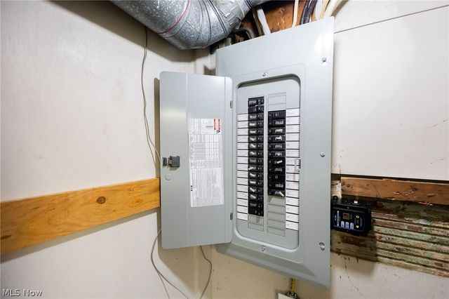 1837 Cameroon Court, Akron, OH 44305