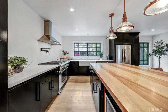 3735 Division Street, Los Angeles, CA 90065