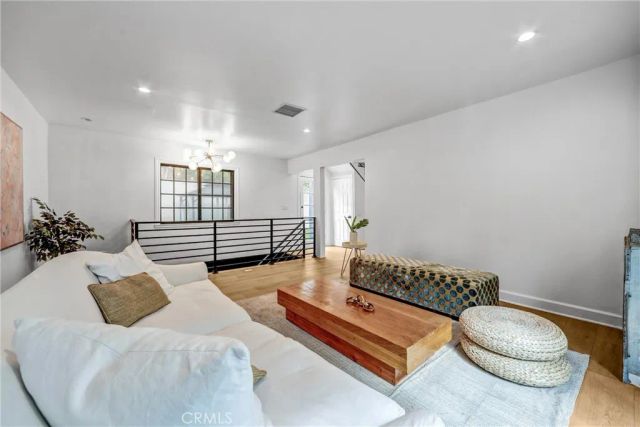 3735 Division Street, Los Angeles, CA 90065