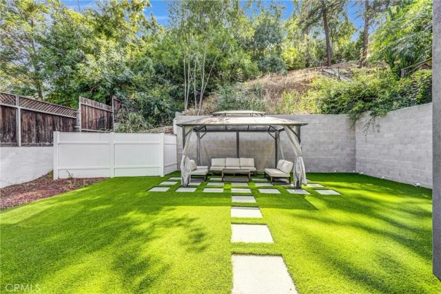 3735 Division Street, Los Angeles, CA 90065