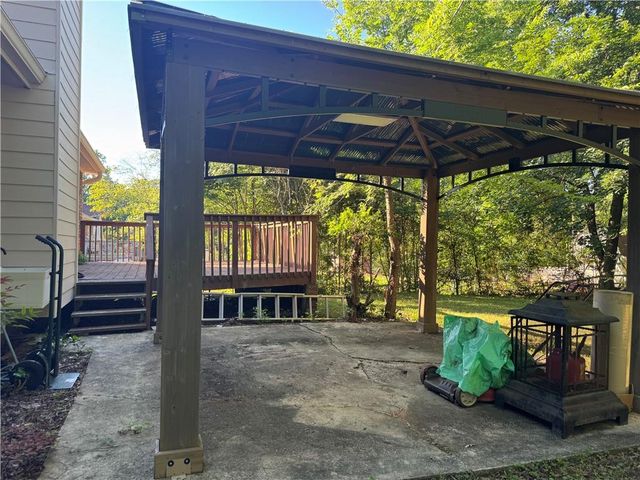523 Ansley Brook Drive, Lawrenceville, GA 30044