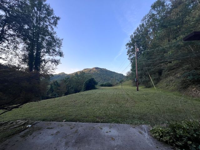 1361 KY-92, Pineville, KY 40977