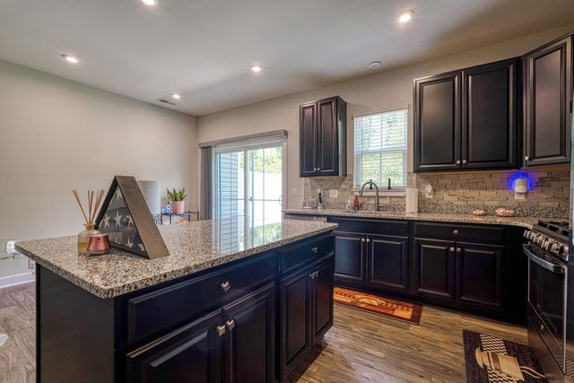 563 Preakness, Spartanburg, SC 29301