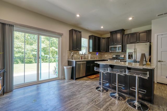 563 Preakness, Spartanburg, SC 29301