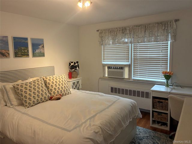375 W Fulton Street, Long Beach, NY 11561