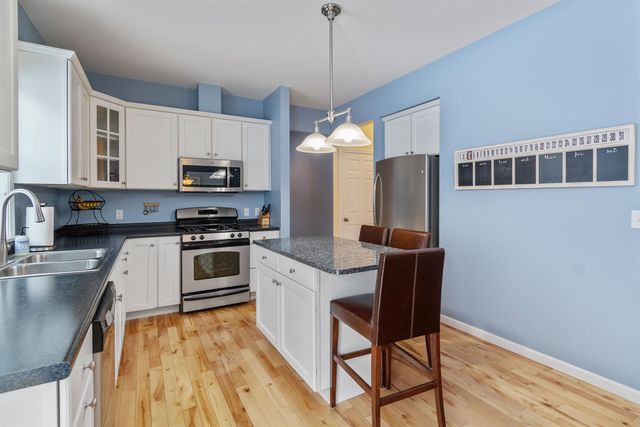 128 Thistle Hill Drive, Hinesburg, VT 05641