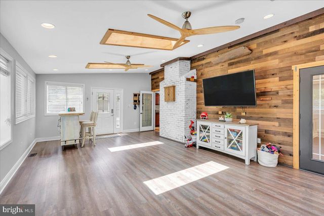 1900 CARDINAL LAKE DR, Cherry Hill, NJ 08003