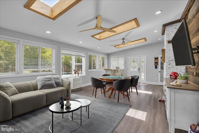 1900 CARDINAL LAKE DR, Cherry Hill, NJ 08003