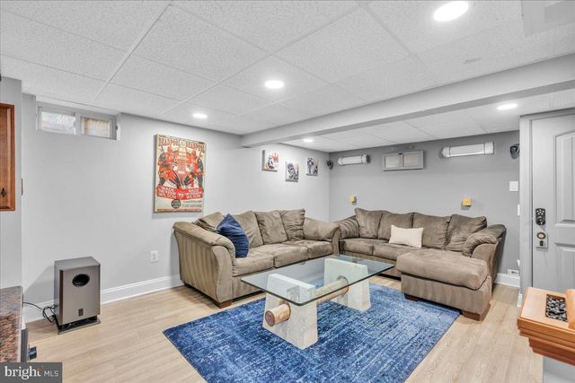 1900 CARDINAL LAKE DR, Cherry Hill, NJ 08003