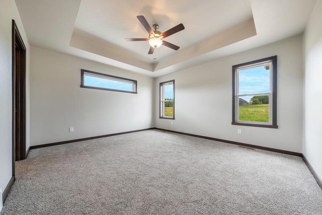 N9243 BREEZY WAY, Appleton, WI 54915