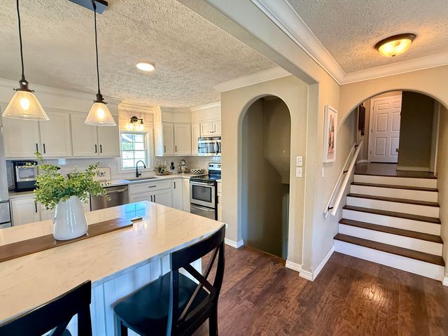 743 State Highway Mm, Gainesville, MO 65655