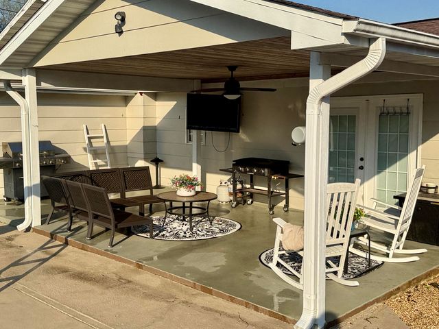 743 State Highway Mm, Gainesville, MO 65655