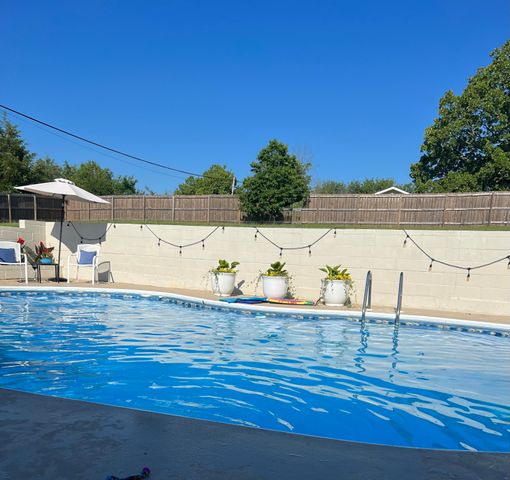 743 State Highway Mm, Gainesville, MO 65655