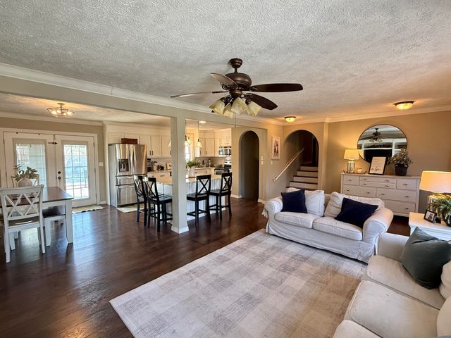 743 State Highway Mm, Gainesville, MO 65655