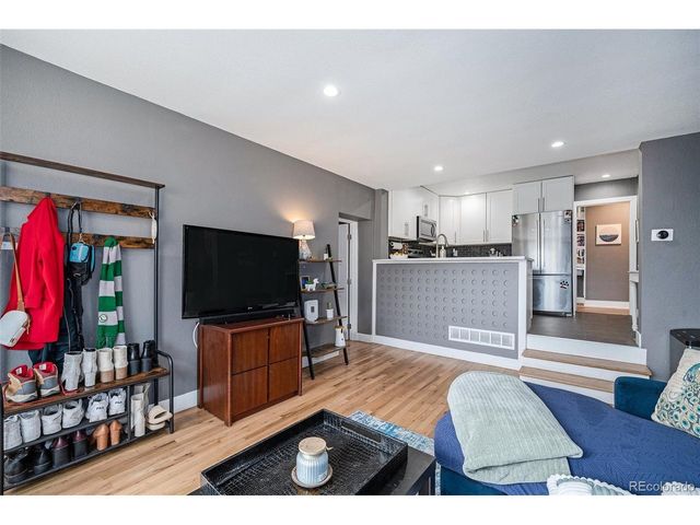4827 Meade St, Denver, CO 80221