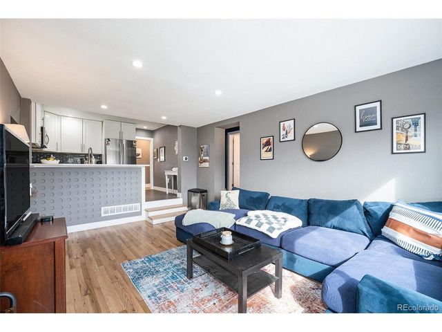 4827 Meade St, Denver, CO 80221