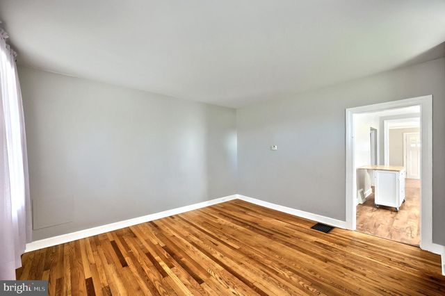 188 NASHVILLE BLVD, Spring Grove, PA 17362