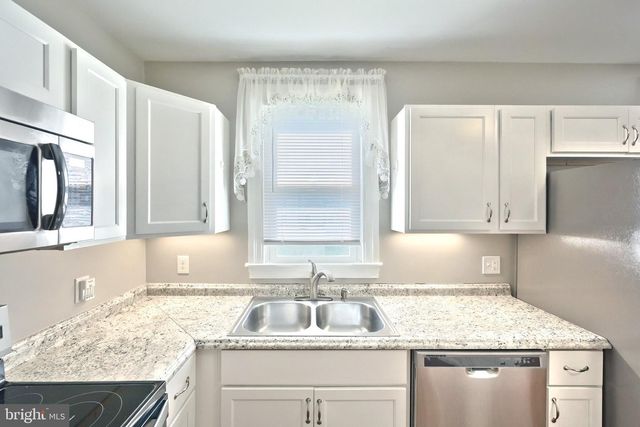 188 NASHVILLE BLVD, Spring Grove, PA 17362