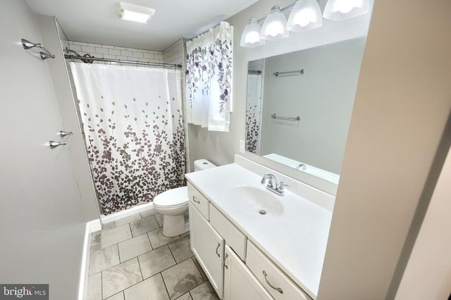 188 NASHVILLE BLVD, Spring Grove, PA 17362