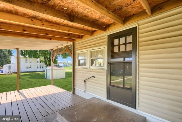 188 NASHVILLE BLVD, Spring Grove, PA 17362