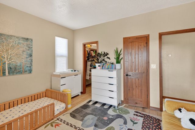 33 Caballo Viejo, Santa Fe, NM 87508