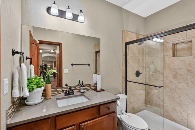 33 Caballo Viejo, Santa Fe, NM 87508