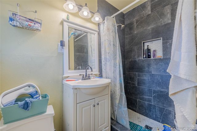 11315 E 3rd Street, Tulsa, OK 74128