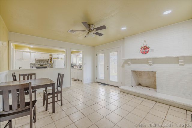 11315 E 3rd Street, Tulsa, OK 74128