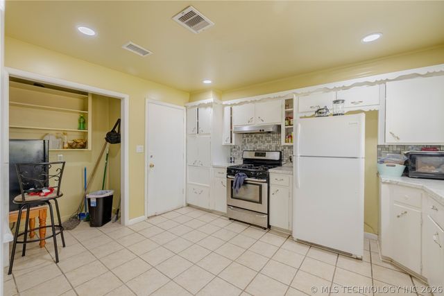 11315 E 3rd Street, Tulsa, OK 74128