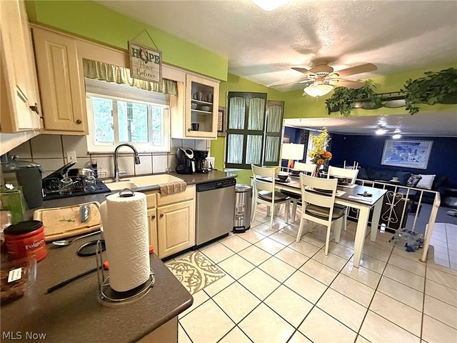 4602 Whitehall Drive, South Euclid, OH 44121