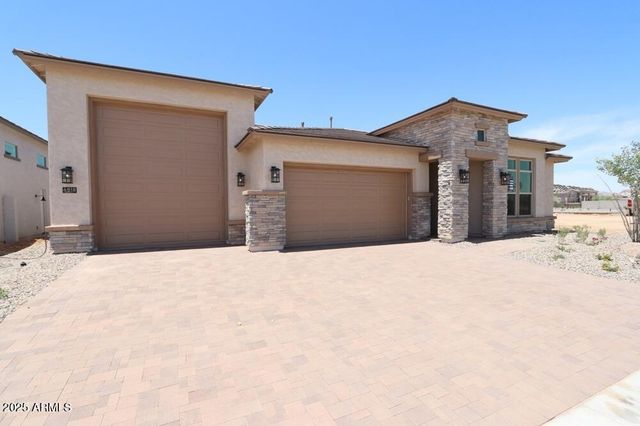 6818 N 190TH Avenue, Waddell, AZ 85355