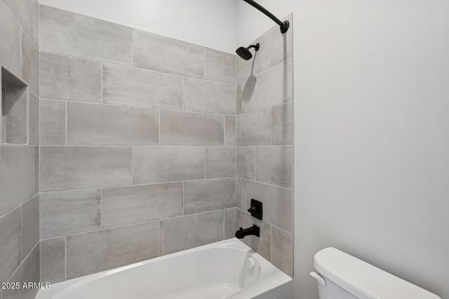 6818 N 190TH Avenue, Waddell, AZ 85355