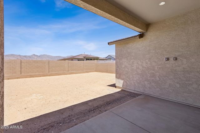 6818 N 190TH Avenue, Waddell, AZ 85355