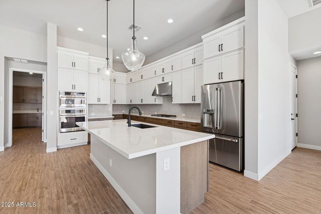 6818 N 190TH Avenue, Waddell, AZ 85355