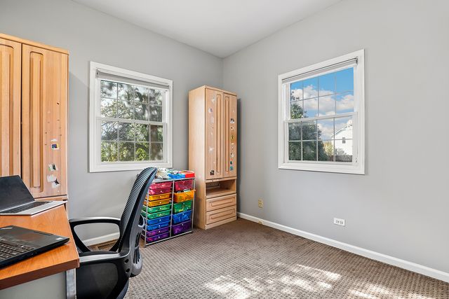 1004 Hamlet Road, Naperville, IL 60564