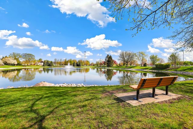 1004 Hamlet Road, Naperville, IL 60564