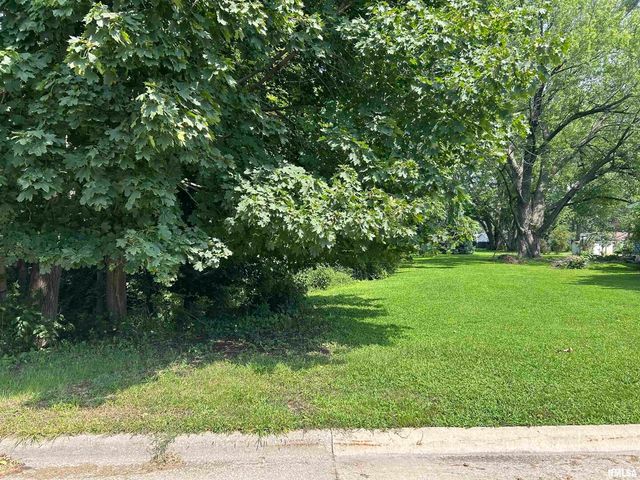 339 28TH Avenue, East Moline, IL 61244