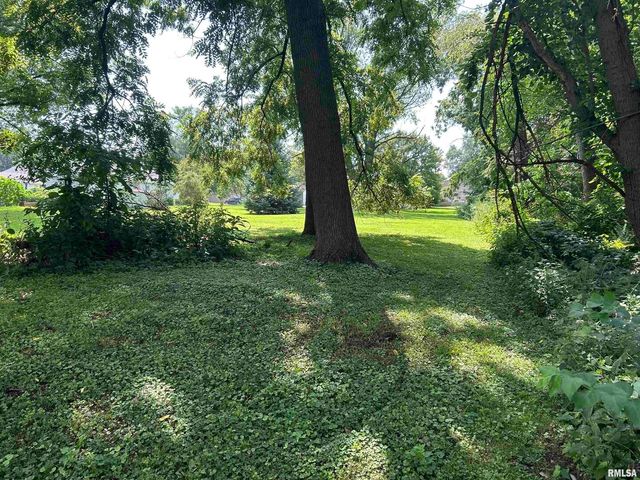 339 28TH Avenue, East Moline, IL 61244