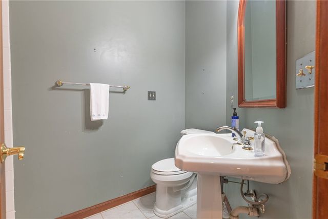 5299 Clearcreek Trail, Yellow Springs Vlg, OH 45387