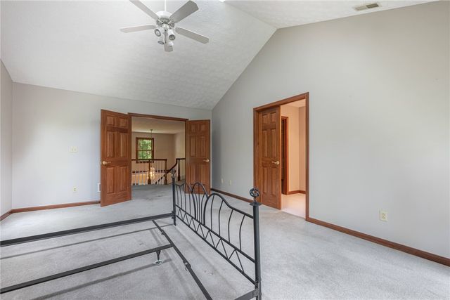 5299 Clearcreek Trail, Yellow Springs Vlg, OH 45387
