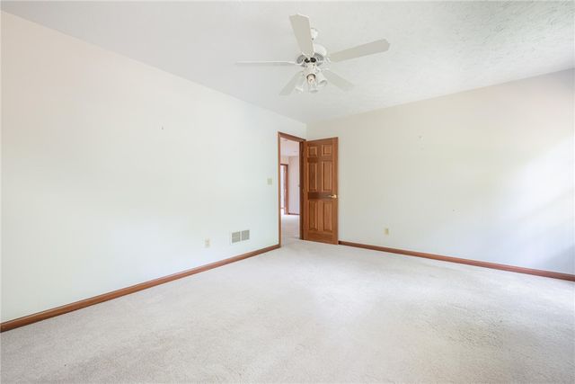 5299 Clearcreek Trail, Yellow Springs Vlg, OH 45387