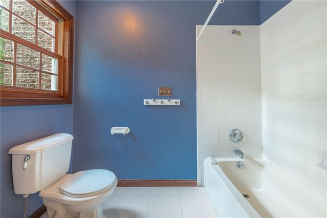 5299 Clearcreek Trail, Yellow Springs Vlg, OH 45387