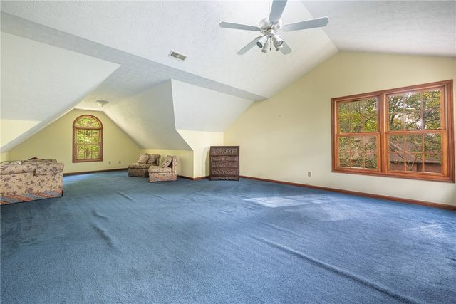 5299 Clearcreek Trail, Yellow Springs Vlg, OH 45387