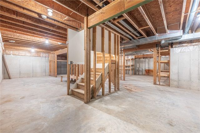 5299 Clearcreek Trail, Yellow Springs Vlg, OH 45387