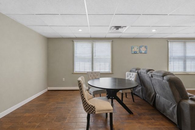 35 Avery St, New Bedford, MA 02745
