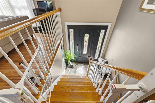 35 Avery St, New Bedford, MA 02745