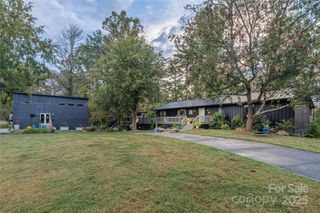 9 Tracy Lane, Weaverville, NC 28787